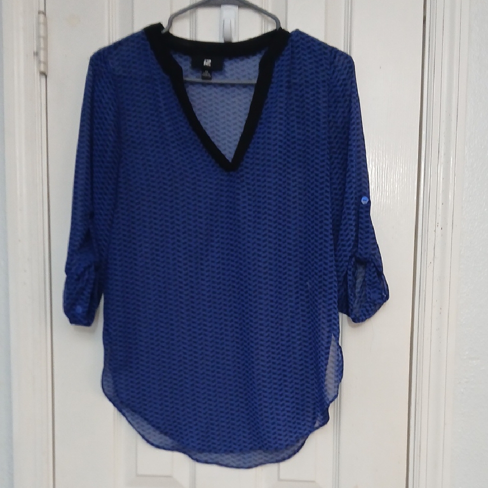 Iz Byer Blue Sheer Button-Up V-Neck Blousr